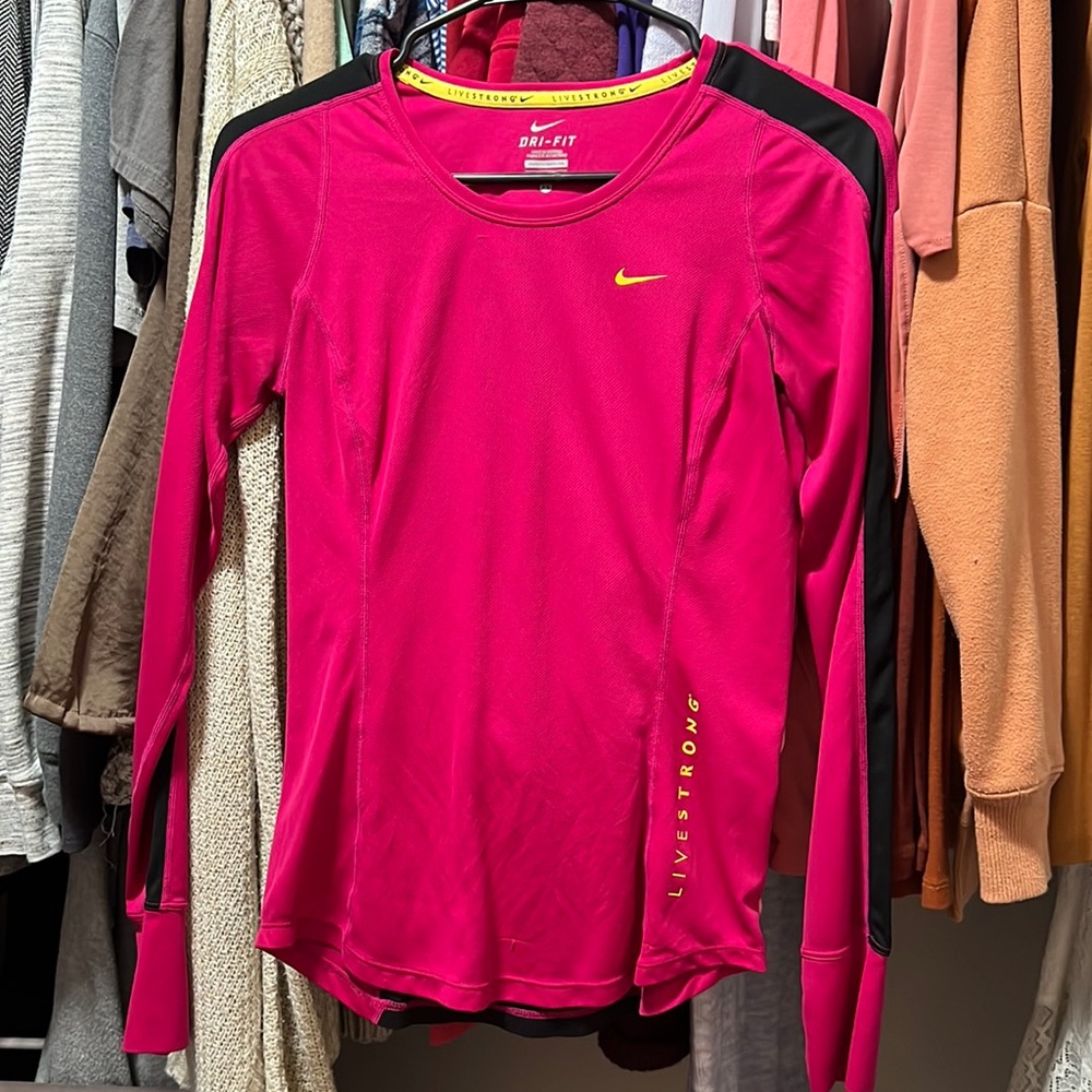 Dry-Fit XS Livestrong Nike Shirt
